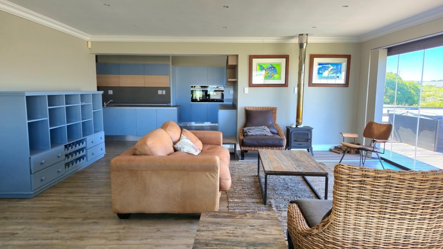 4 Bedroom Property for Sale in Kleinbaai Western Cape